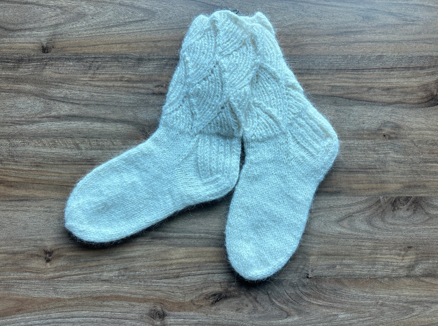 White Wool Socks with Leaf/Cable Pattern